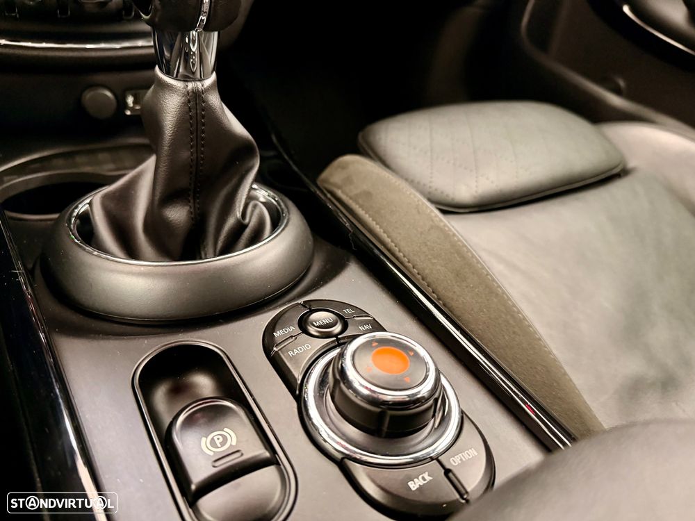 MINI Clubman Cooper D - 27