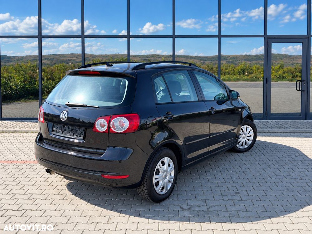 Volkswagen Golf - 3