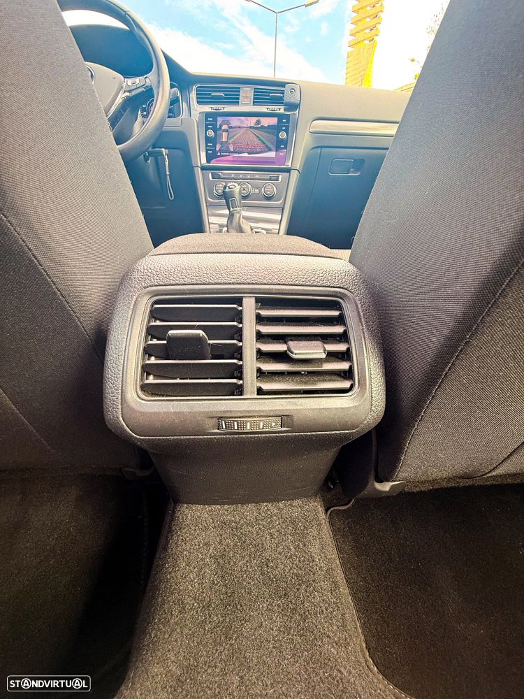 VW Golf 1.0 TSI BlueMotion Comfortline - 10