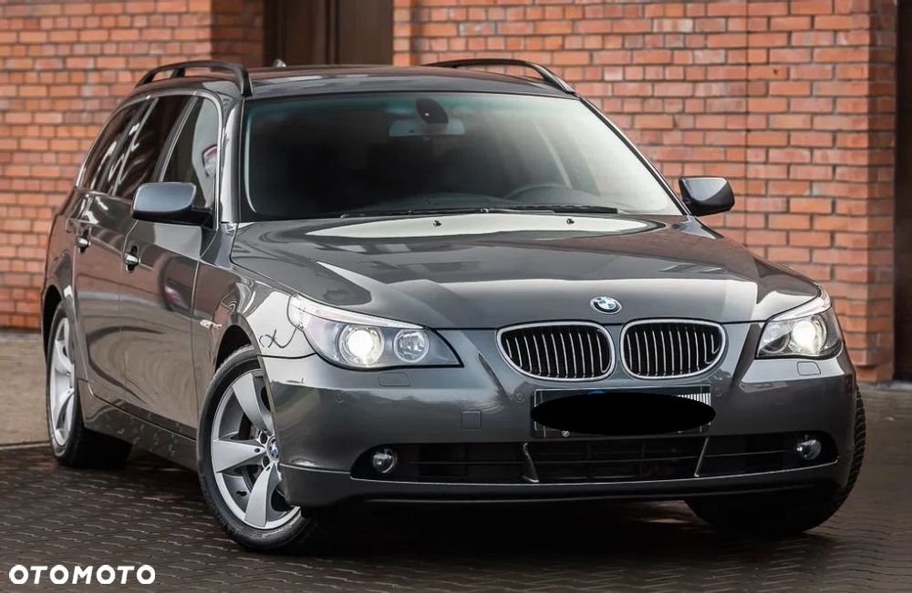 BMW Seria 5 525i - 2