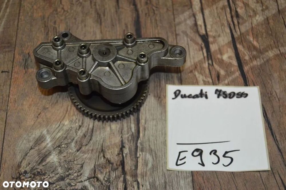 POMPA OLEJU DUCATI 750 SS KOMPLET - 1