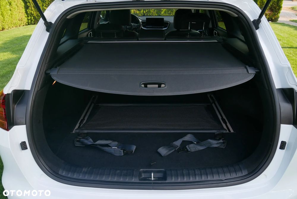 Kia Ceed 1.5 T-GDI Business Line - 24