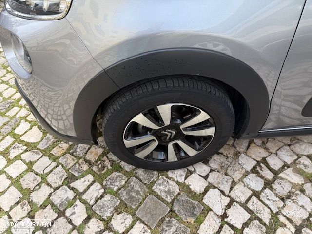 Citroën C3 1.2 PureTech Shine - 6