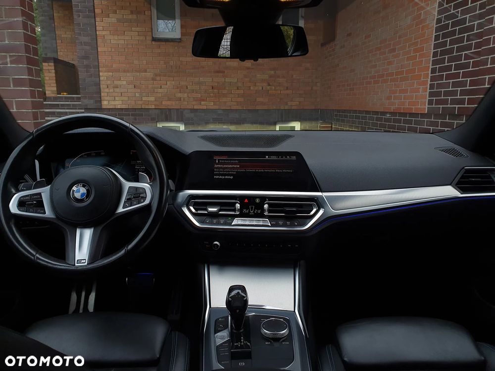 BMW Seria 3 320d Edition M Sport Shadow - 9