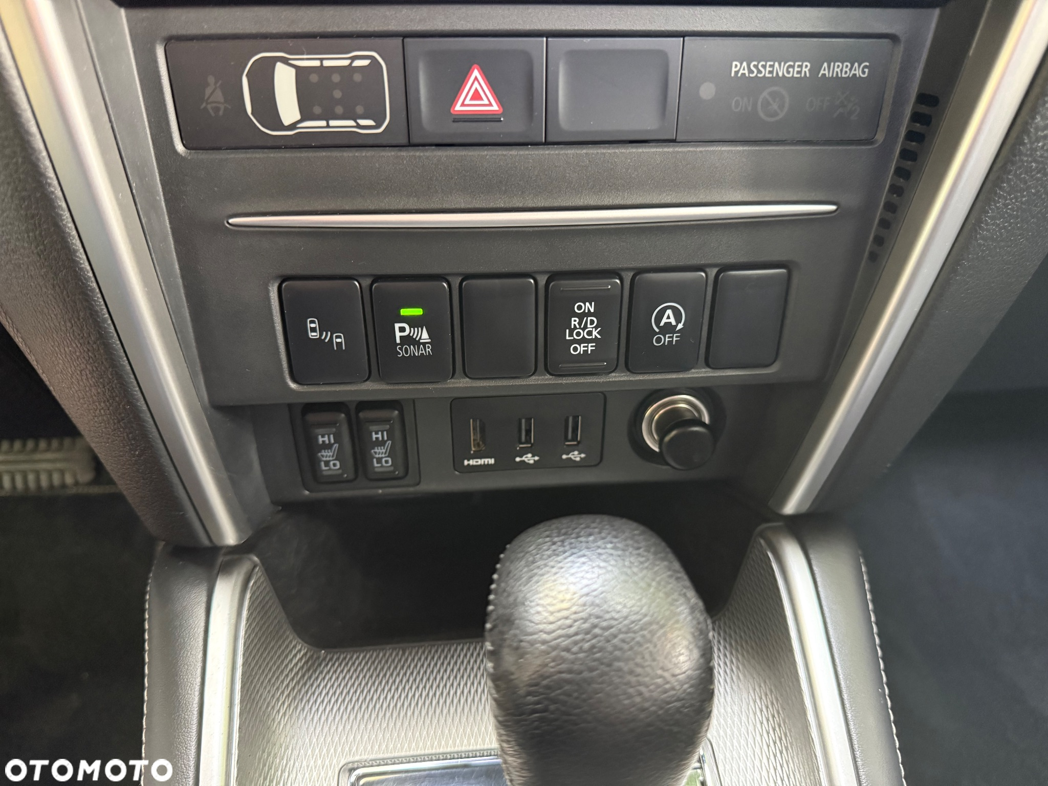 Mitsubishi L200 2.2 d DC Instyle Plus - 35