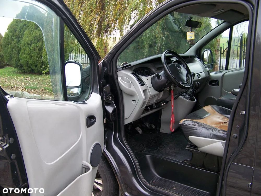 Opel VIVARO - 16