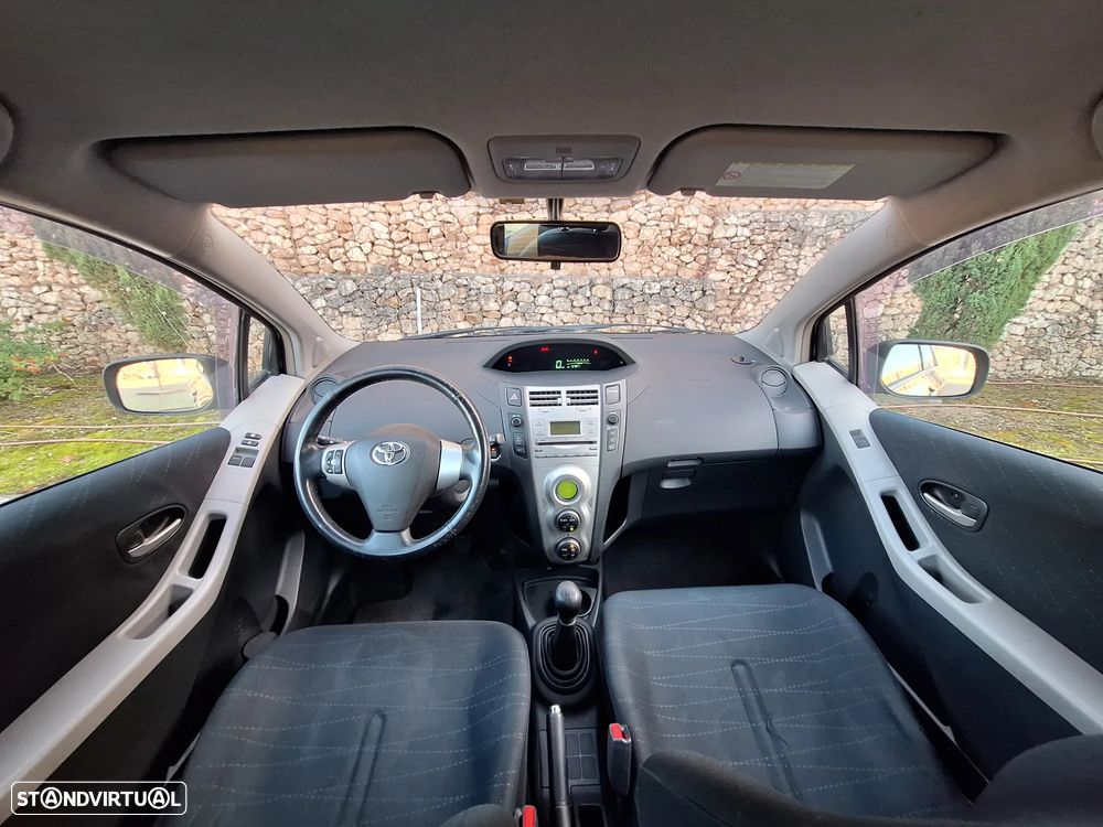 Toyota Yaris 1.0 VVT-i Sol High Pack - 19