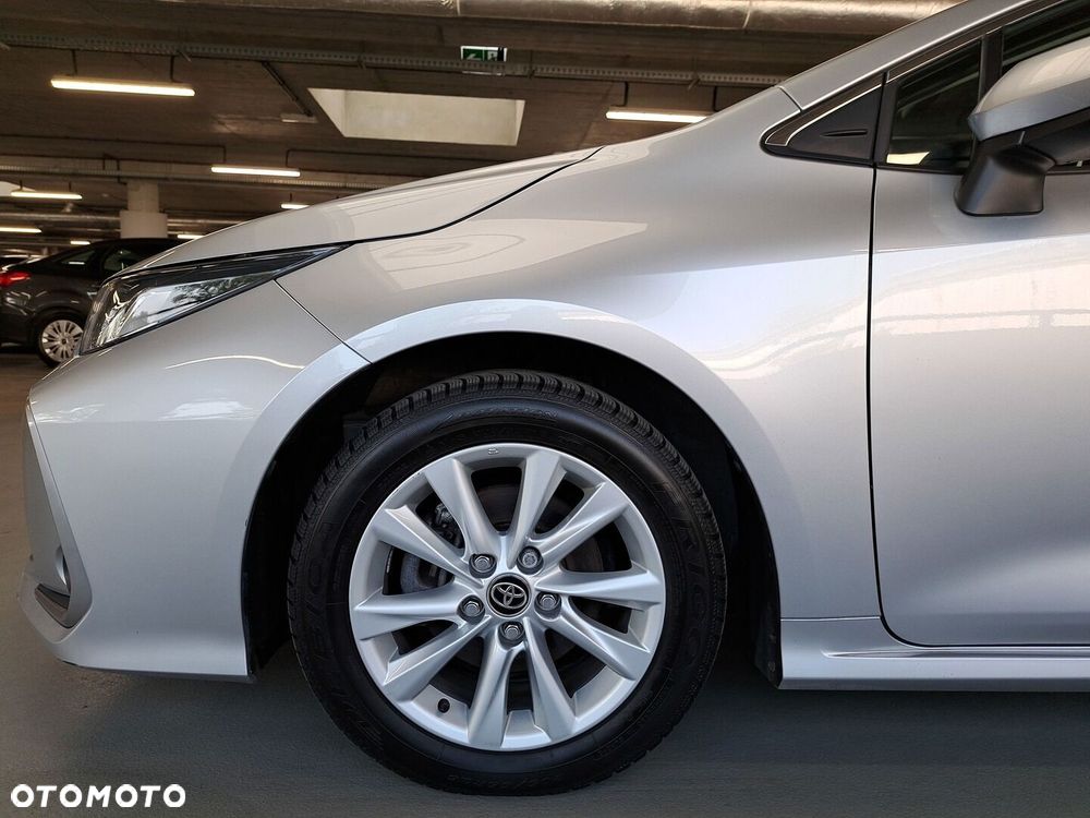 Toyota Corolla 1.8 Hybrid Comfort - 38