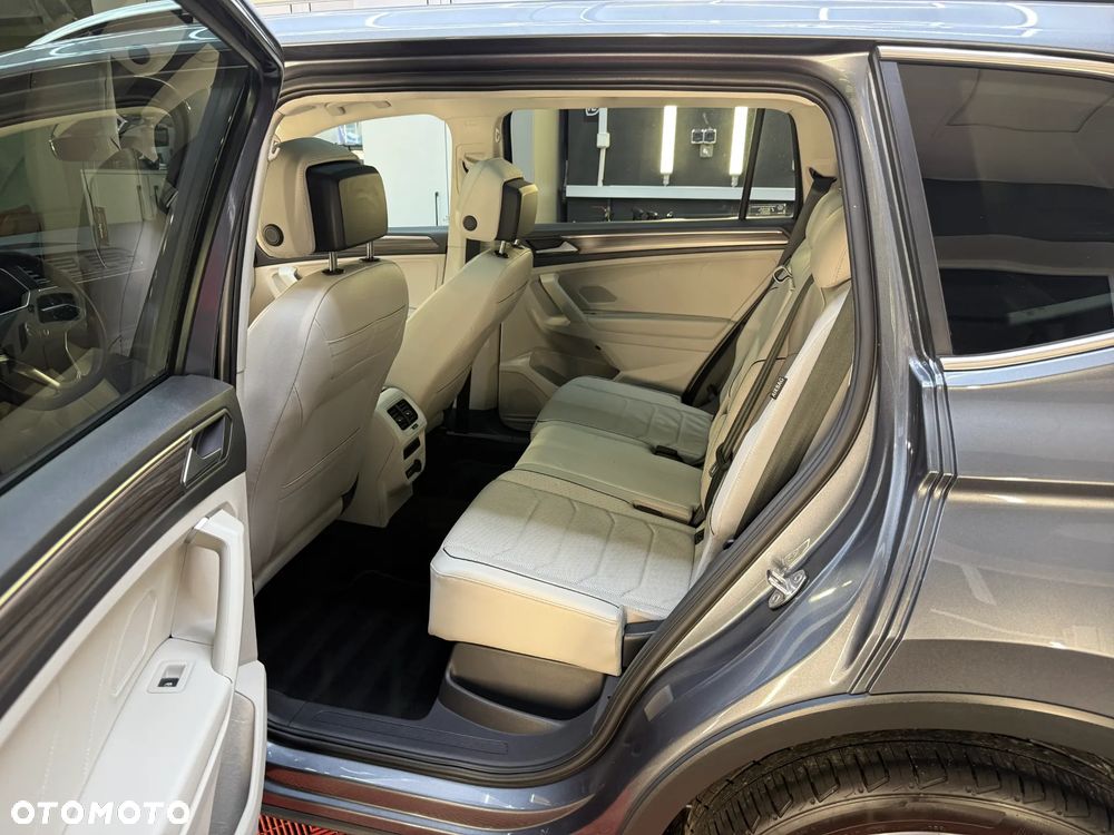 Volkswagen Tiguan Allspace 2.0 TSI 4Mot Elegance DSG - 6