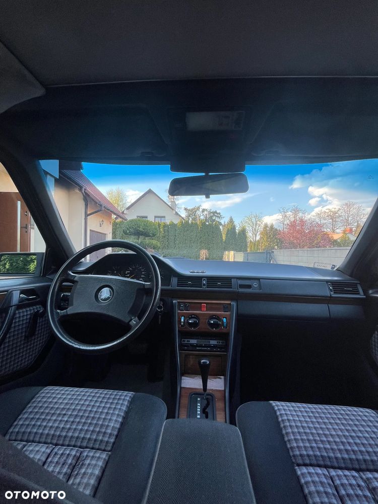 Mercedes-Benz W124 (1984-1993) - 6