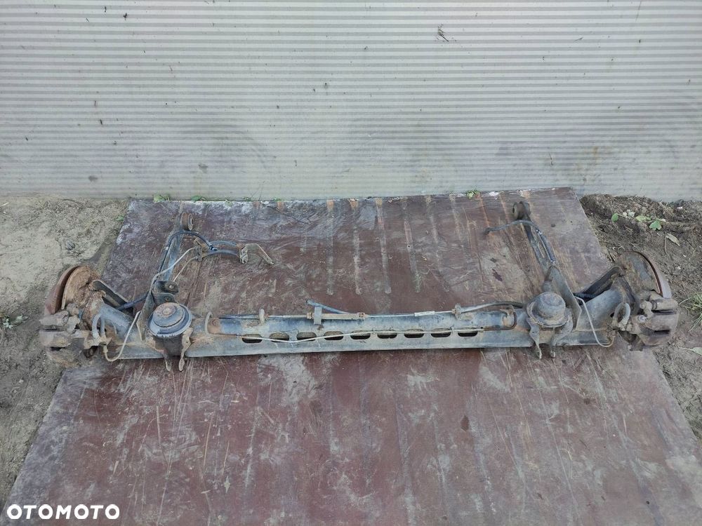 BELKA OŚ ZAWIESZENIA TYŁ KOMPLETNA Z ABS OPEL SINTRA I - 9