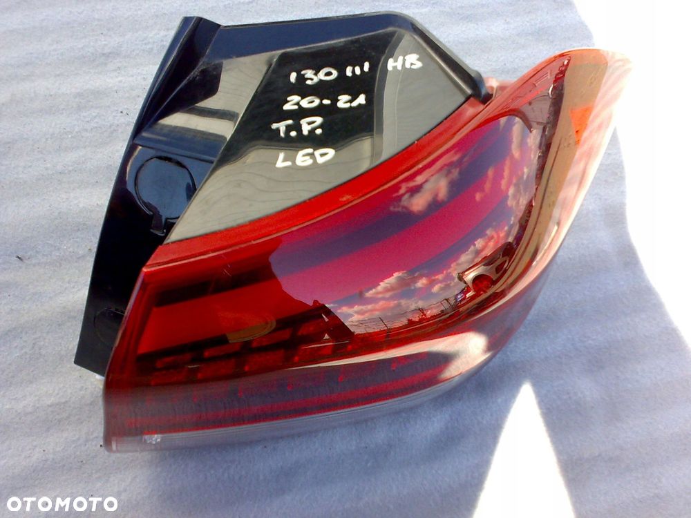 hyundai i30 iii hb 2020 - lampa tylna prawa tył led - 2