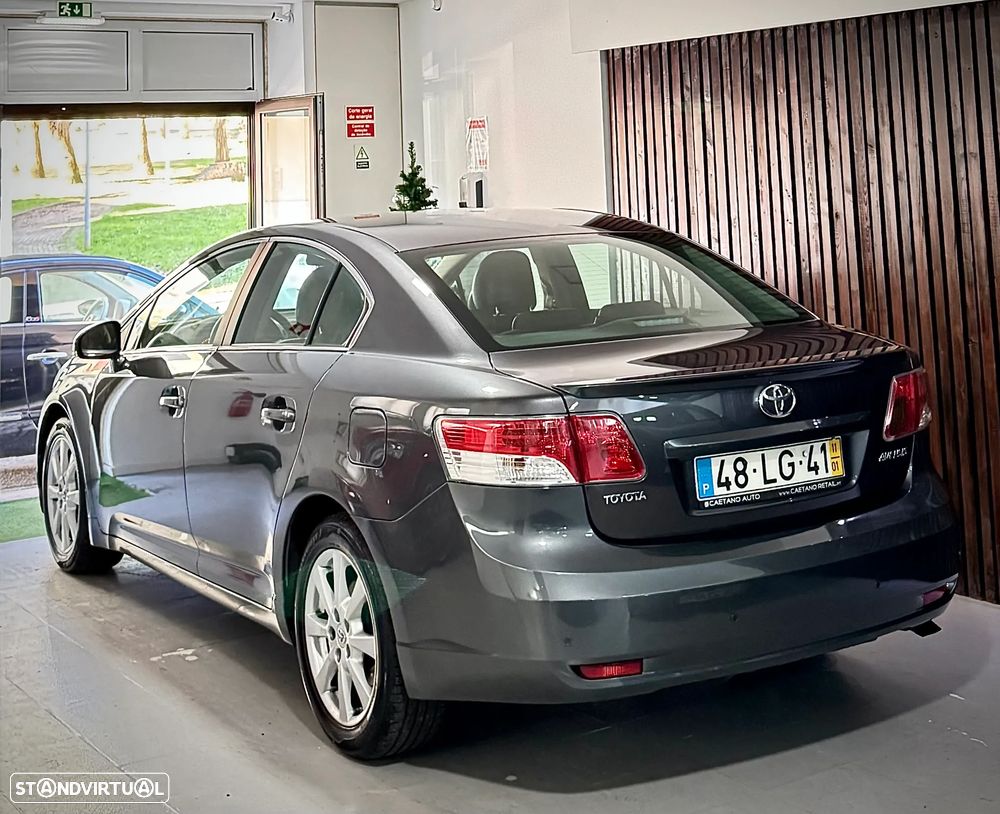 Toyota Avensis SD 2.0 D-4D Exclusive +Pele+GPS - 11
