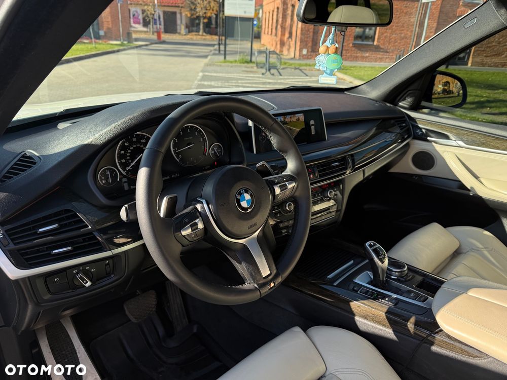 BMW X5 xDrive35i - 9