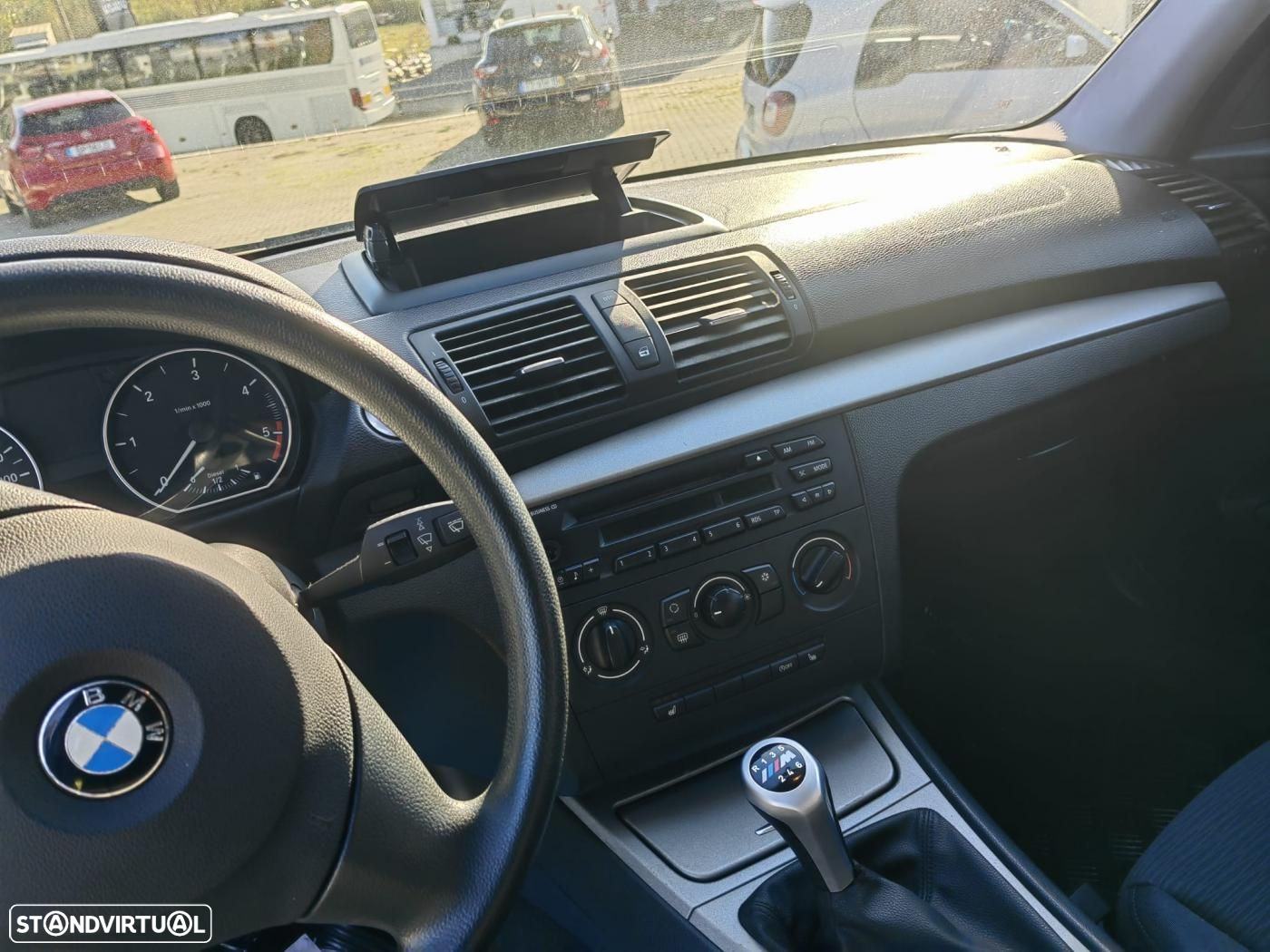 BMW 118 d Line Urban - 15