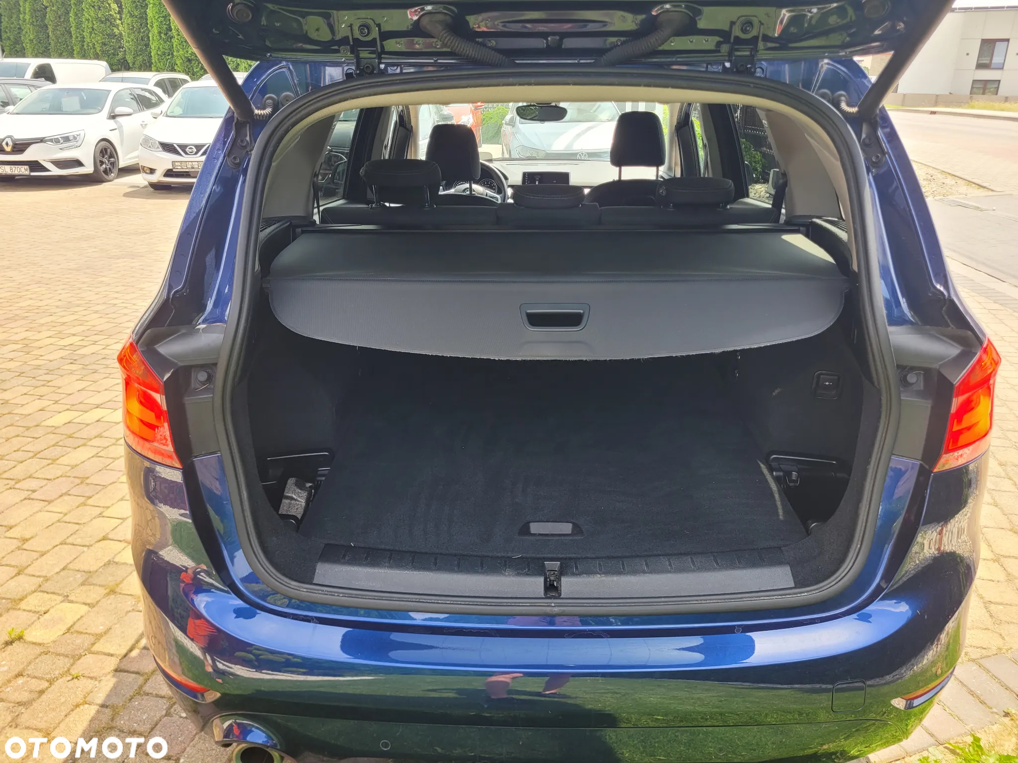 BMW Seria 2 218i Gran Tourer - 9