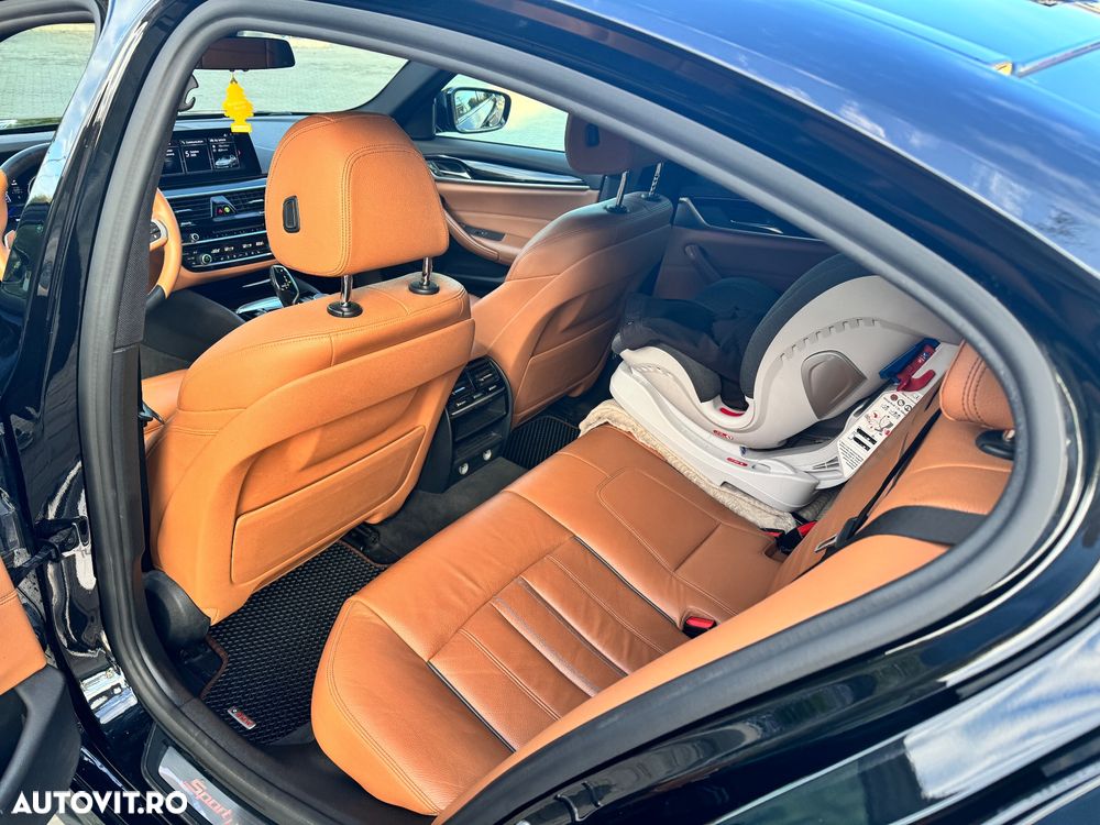 BMW Seria 5 520d xDrive Aut. Sport Line - 13