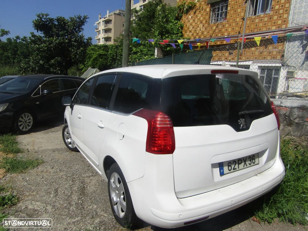 Peugeot 5008 - 2