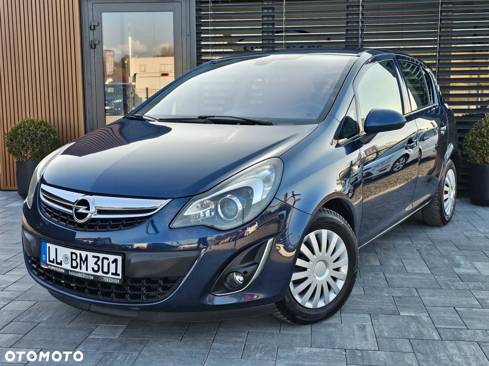 Opel Corsa 1.4 16V Cosmo - 13