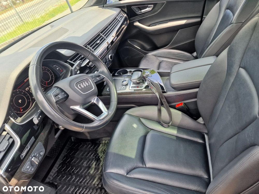 Audi Q7 3.0 TFSI Quattro Tiptronic - 15