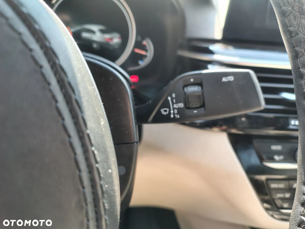 BMW Seria 5 - 26