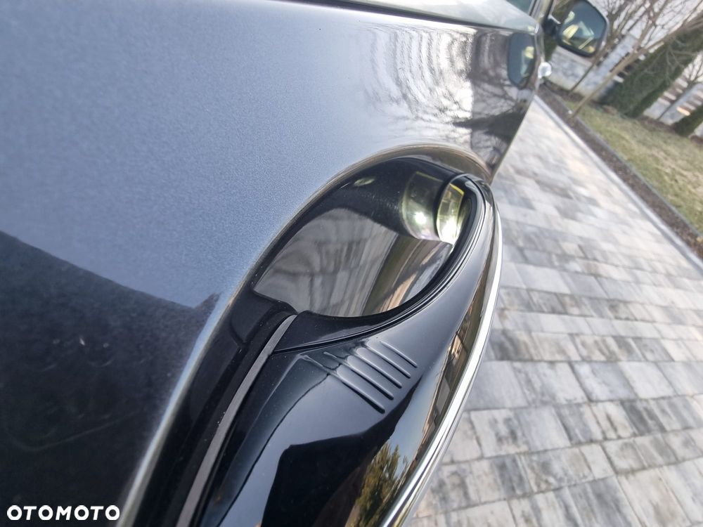 BMW Seria 7 750d xDrive - 23