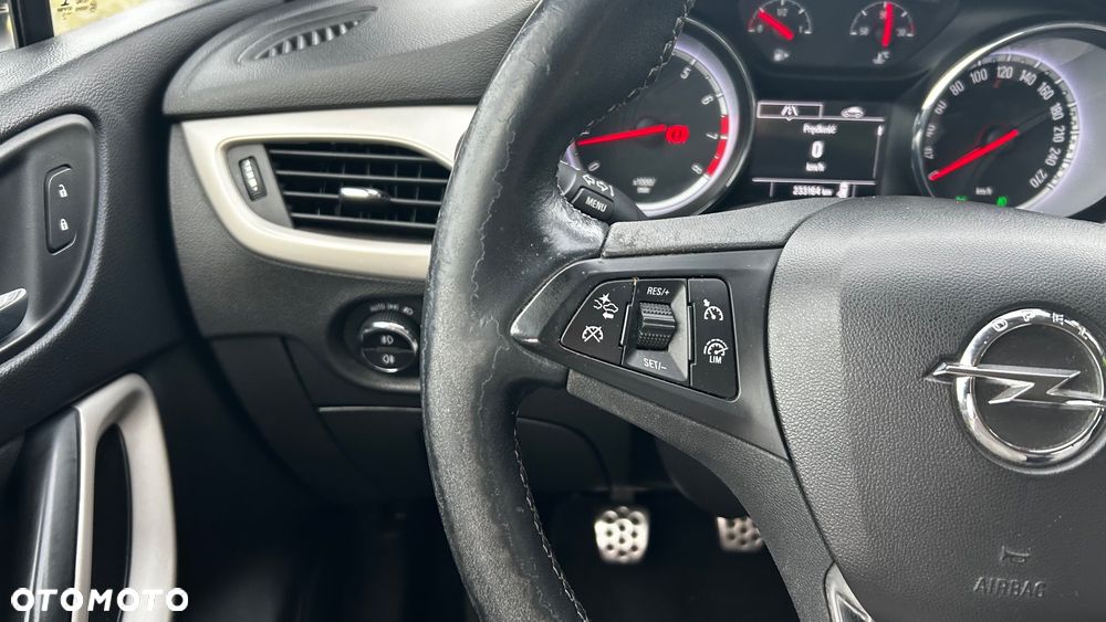 Opel Astra 1.4 Turbo Edition - 12