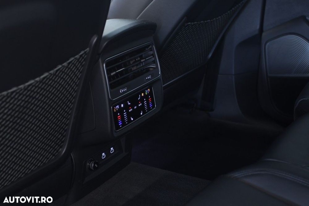 Audi RS Q8 4.0 TFSI quattro MHEV Tiptronic - 28