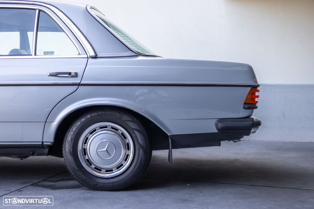 Mercedes-Benz W123 (1976-1986) - 13