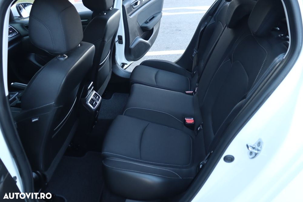 Renault Megane TCe GPF Zen - 10