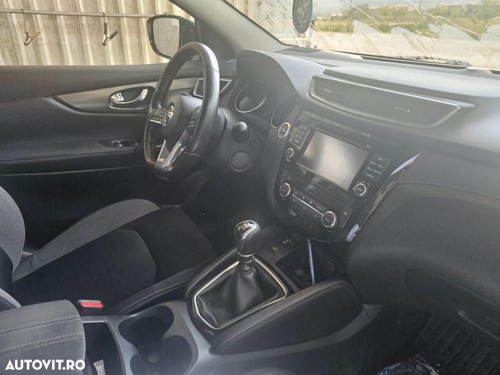 Nissan Qashqai - 30