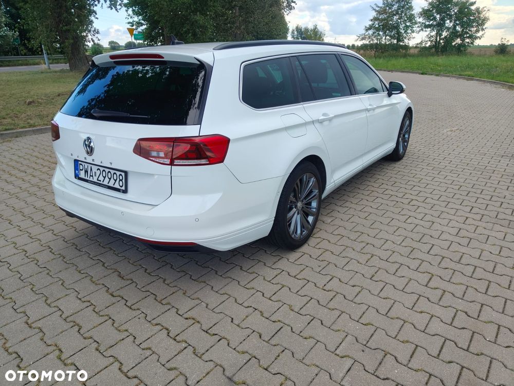 Volkswagen Passat 2.0 TDI SCR DSG Elegance - 11