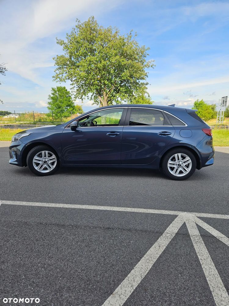 Kia Ceed 1.4 L - 8
