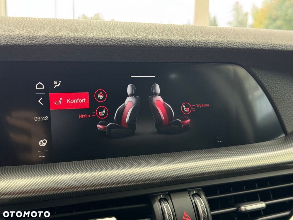 Alfa Romeo Stelvio 2.0 Turbo Sprint Q4 - 29