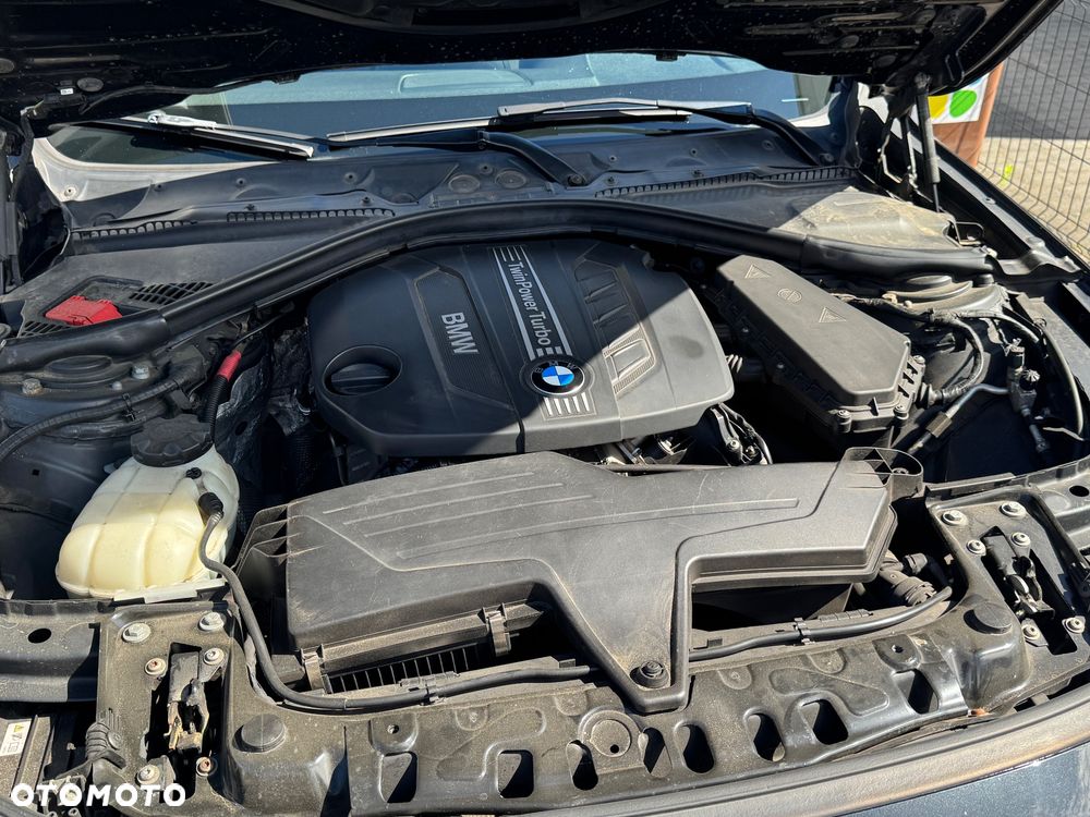 BMW Seria 3 318d - 21