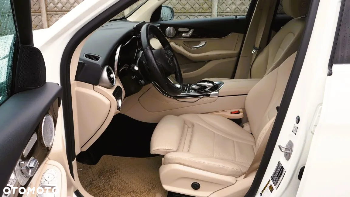 Mercedes-Benz GLC 300 4Matic 9G-TRONIC - 6