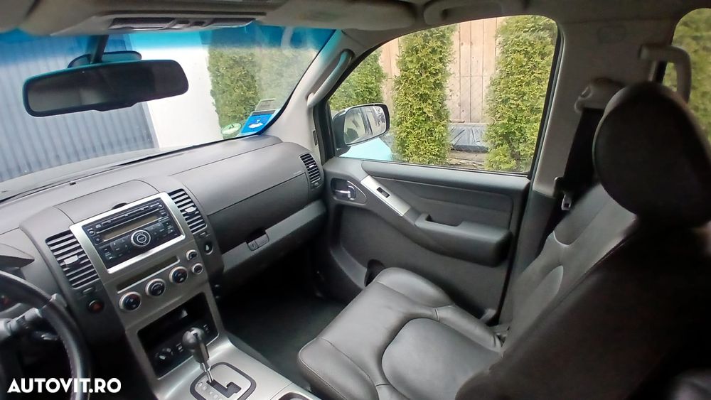 Nissan Pathfinder 2.5 dCi Aut. LE - 8