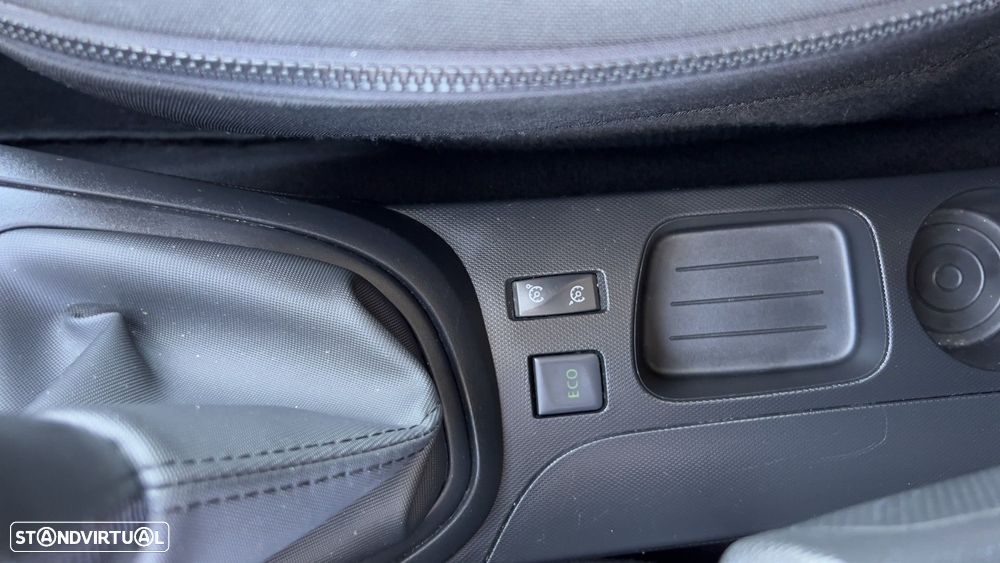 Renault Captur 1.5 dCi Exclusive C/Pneu - 18