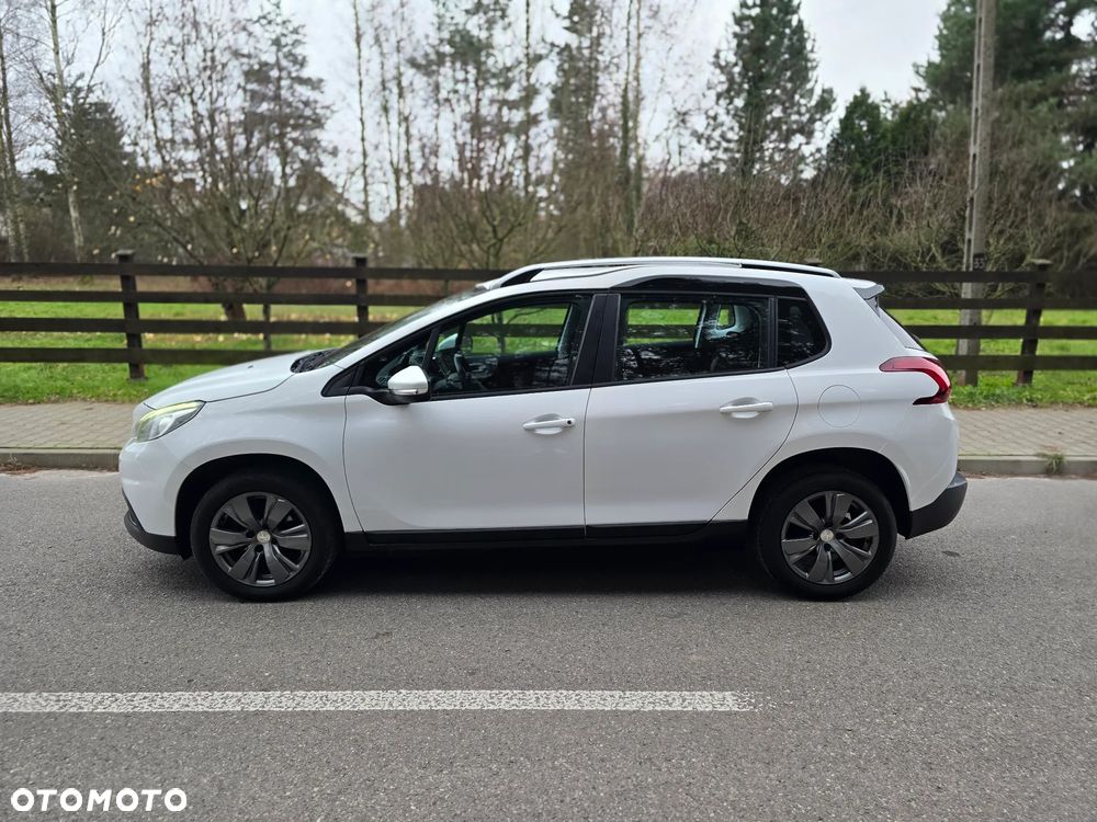 Peugeot 2008 BlueHDi 100 STOP & START Style - 17