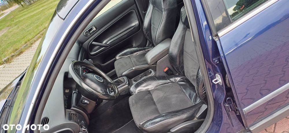 Volkswagen Passat 1.9 TDI Comfortline - 19