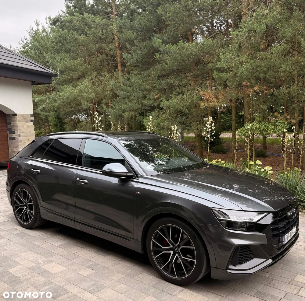 Audi Q8 - 2