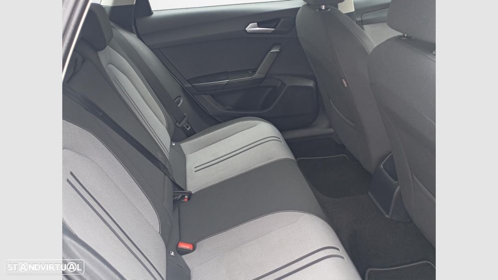 SEAT Leon ST 2.0 TDI Style — fotografia 14