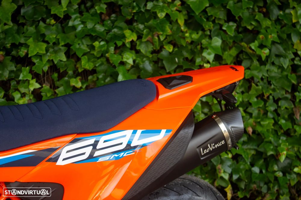 KTM 690 SMC R - 9