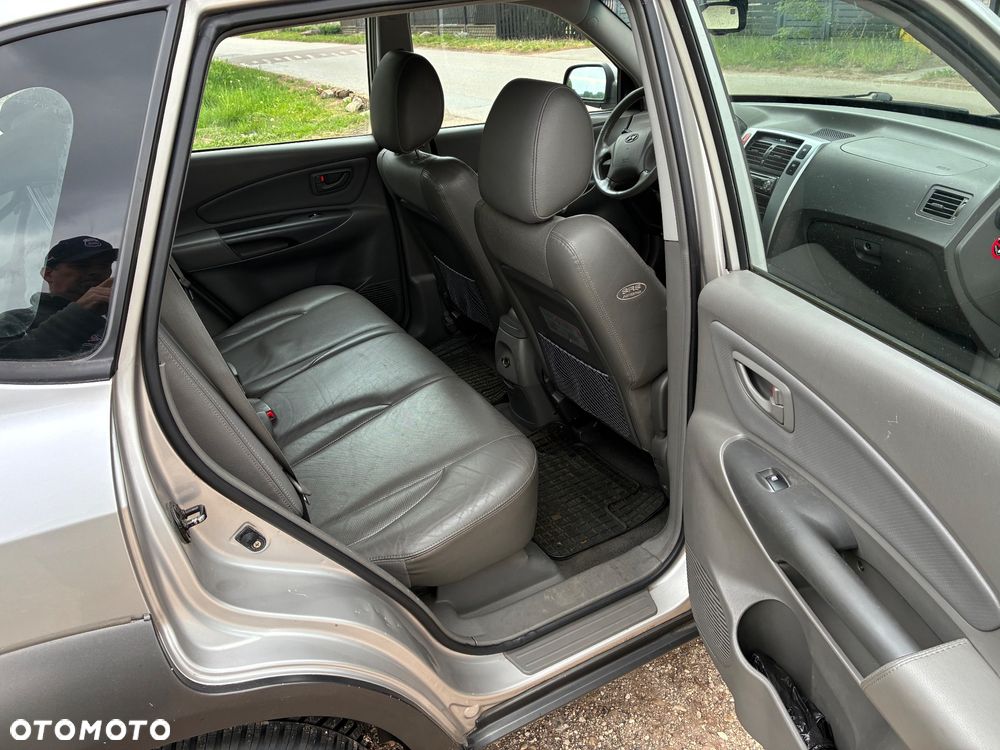 Hyundai Tucson 2.0 CRDi Active - 14