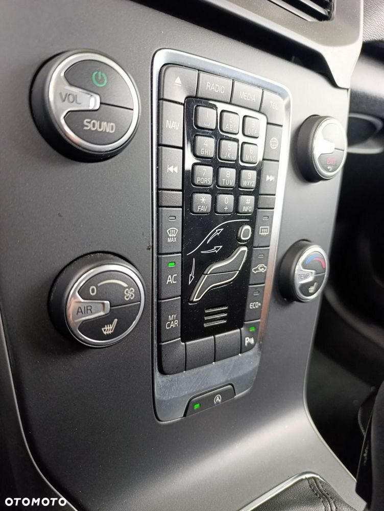 Volvo V40 - 21