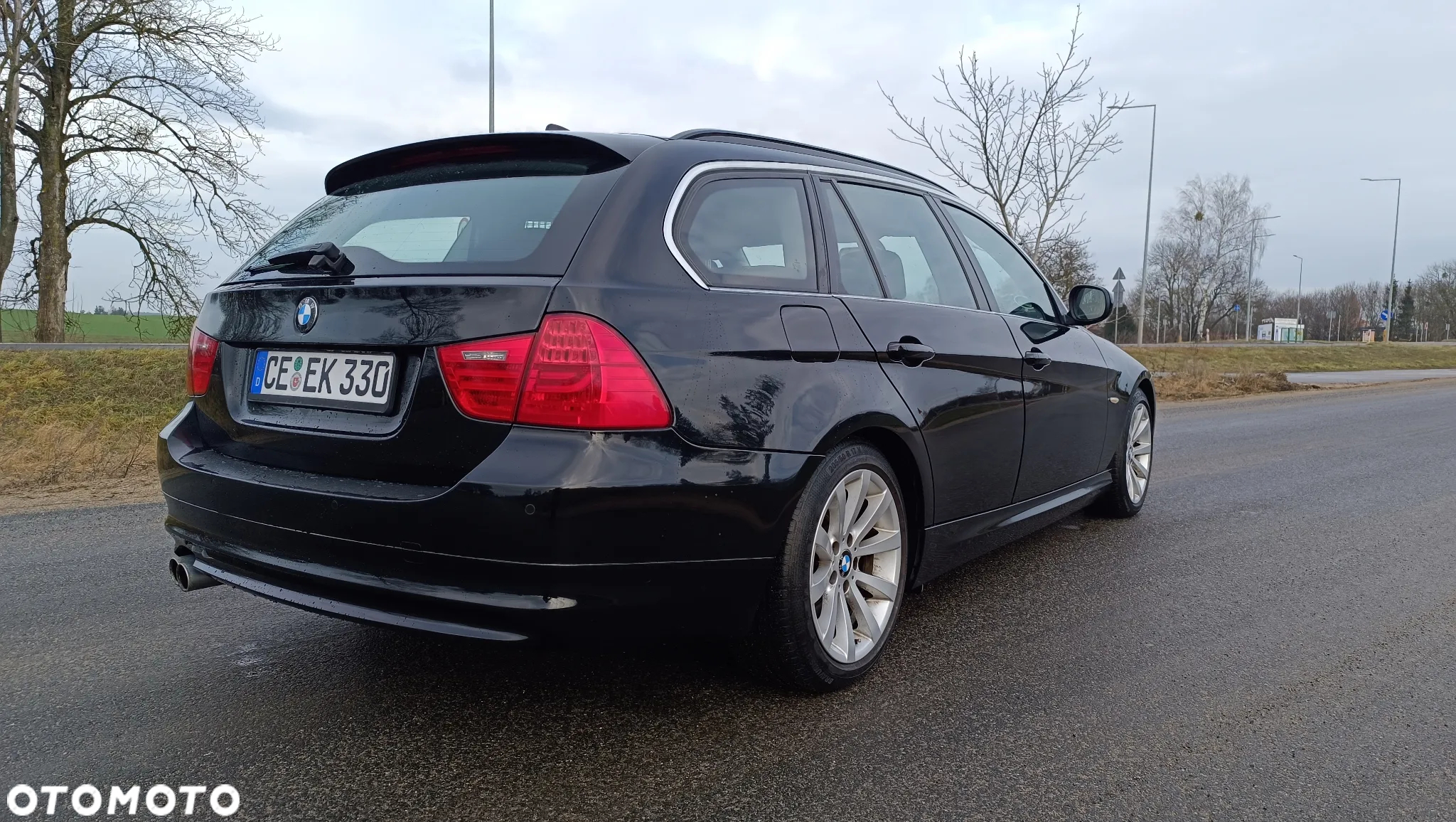 BMW Seria 3 330d DPF Touring Edition Sport - 8