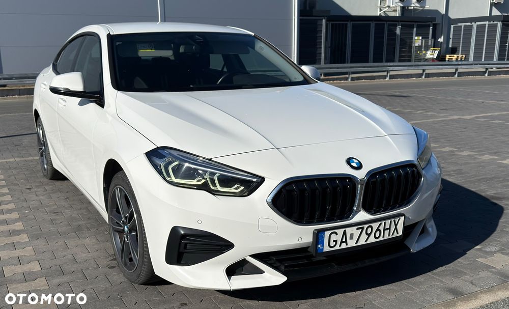BMW Seria 2 218i - 1