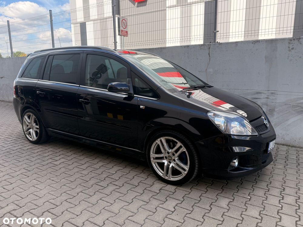Opel Zafira 2.0 T OPC - 2