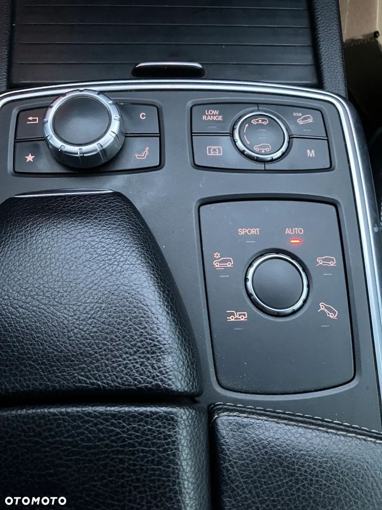 Mercedes-Benz ML - 8