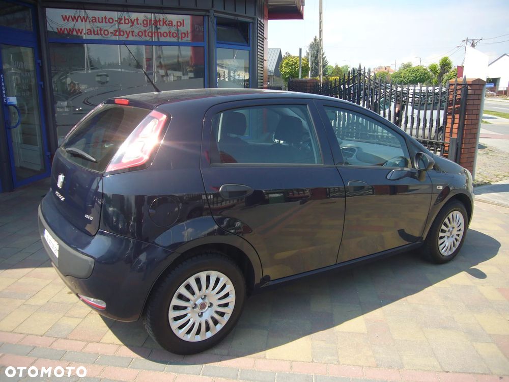 Fiat Punto 1.4 Young - 6